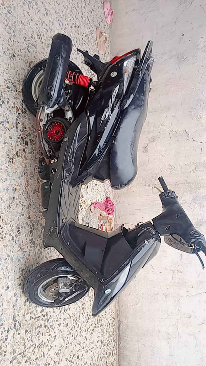 دراجة ثعلب لبيع العنوان بغداد البلديات رقم الهاتف ***********،السعر350وبيها مجال بصيط
