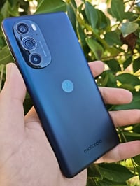 موتورولا إيدج X30 • ١٢ جيجا/٢٥٦ جيجا • نسخة صينية