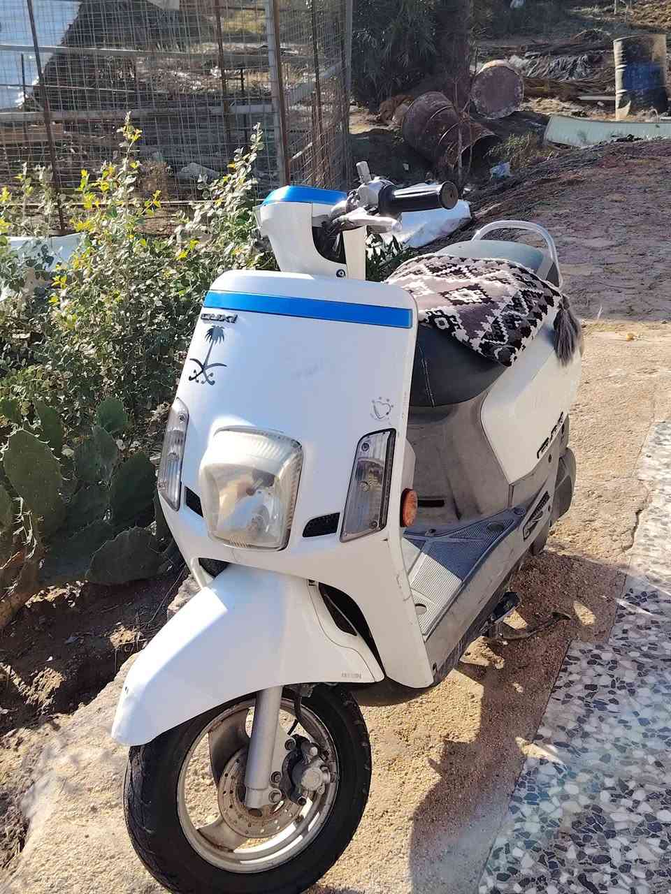 بوليس نوزل مصطره للبيع مكفوله مامفتوحه دراجه نضيفه 2011 سعره بواحد وبيه مجال حك الجيه *********** ومتواجد خاص
