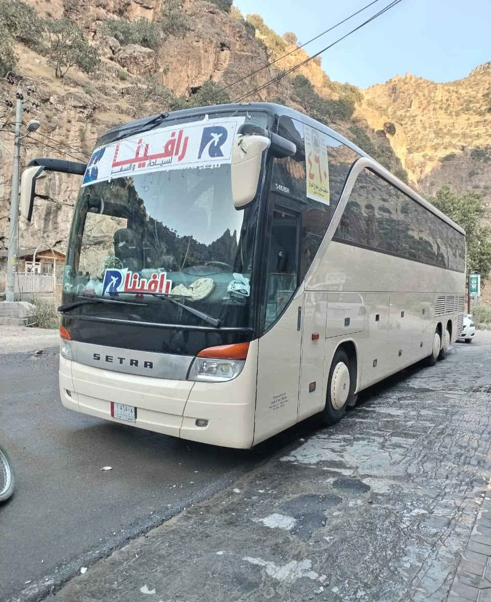 السلام عليكم
سياره باص لبيع ستره أم سيوف موديل ٢٠٠٥ حجم 416اصولي مداور مكينه ٨ كير جوك تخم تاير جديد فاتح ست اويلاله تبريد تفاحه كمبريسر ٣ كورات جديد اتصال ع رقم *********** ***********
