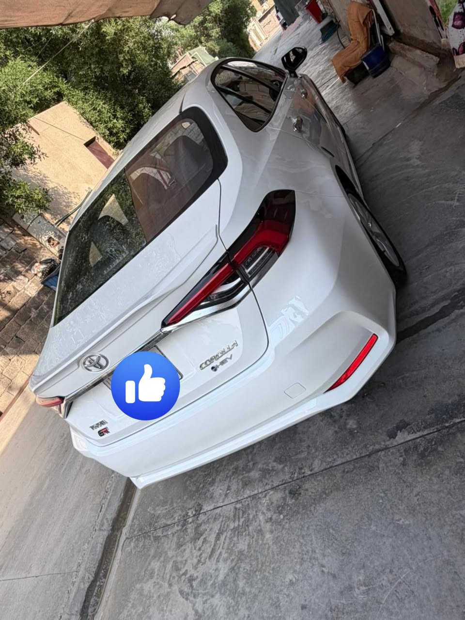 السلام عليكم كورلا هايبرد 2025
فتحه 
بصمه 
جلد
ردار 
جنحً خلفي 
ارضيه مفروشه جلد 
ماشيه ١١ الف 
مكفوله من بارد وصبغ 
١٥٦ مجال بصيط 
***********
