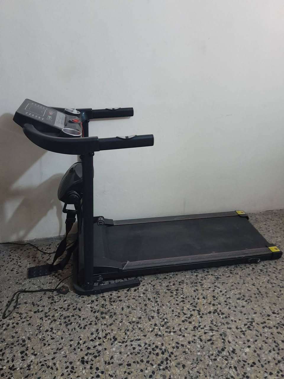 متاح جهاز جري  سرعه ١٢٠ جديد صار سبوع من اخذته جديد طك كرتون
وكاني غزاليه


**إذا كنت صاحب هذا الإعلان وتريد حذفه لأي سبب، رجاءا أرسل رسالة إلى الدعم الفني**