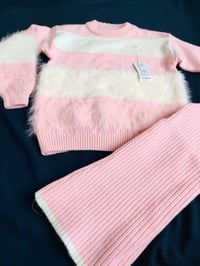 ملابس أطفال • للبيع