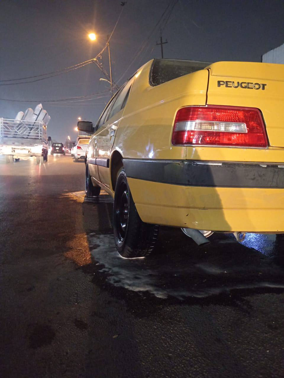 ‏السلام عليكم اخوان مكلف بالنشر رقم راعيهه موجود اتصلو عليه بيجو مديل 16 مكفوله من ظربه صبغ مكينه كير كلشي جاهز بس هلالات الوره سعر 51 وبيهه مجال   للشراي *********** مكان بغداد الحريه
