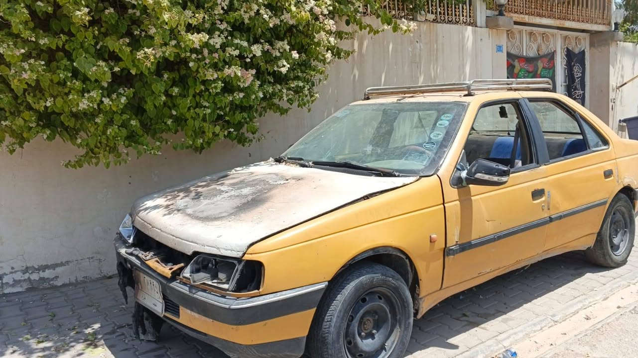 بيجو 405 نجف اصواليه مداور ثاني يوم متضرره حرق محوك اببع واقع حال ااسعر مليون موجوه باانجف ***********.
