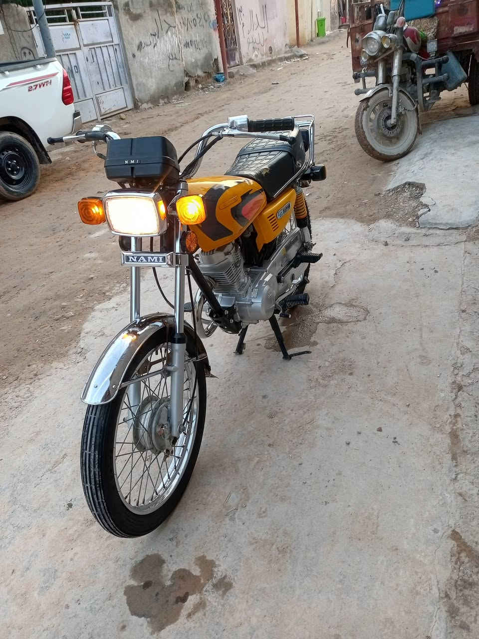 سلام عليكم دراجه كامل كلك غراض شلامجه اصلي دراجه خير من لله محرك ما مفتوح ابد سعر 600وبيه مجال مكاني نجف كوفه اتصل على رقم مازنجر ماكو عدي***********
