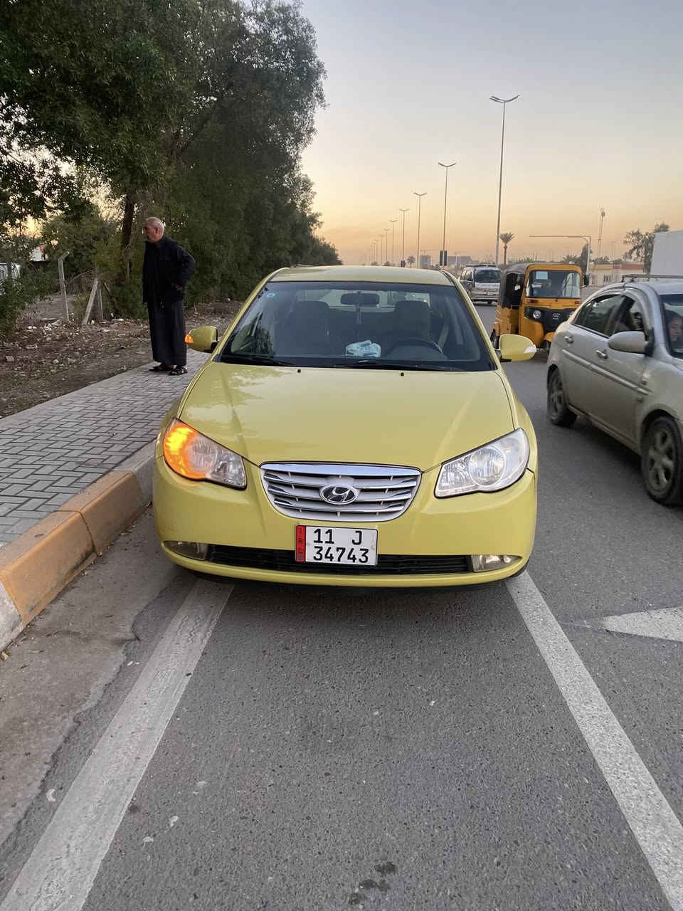 سلام عليكم البيع النتره موديل 2011 شركه العامه سياره جديده مكينه كير تبريد درشمه ارضيه كشنات خليجي سياره لا تبديل ولا ايشي بيها فقط قماره ربع بيها تصليح آثار شجره وكعت عليها اسعر 95 وبيها مجال مكاني بغداد اتصل ***********
