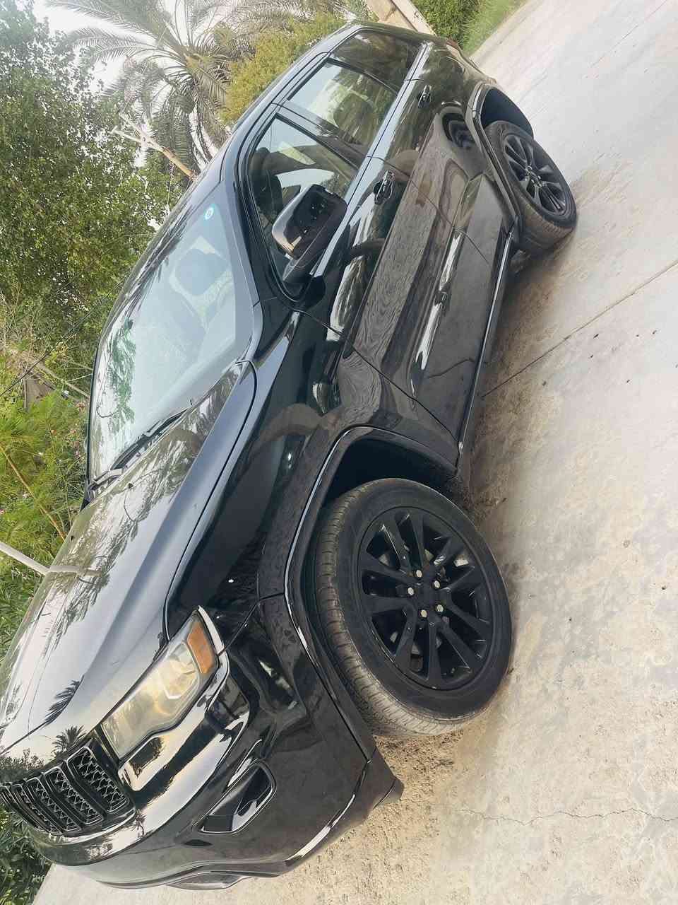 السلام عليكم 
جيب بلاك توب 
امريكي. 2018 صور الحادث موجودات بل منشور 
السيارة بيهة فتحة شاشة كبيرة 
تخم تاير جديد
مكينة وكير وحدادية كلة مكفول 
رقم بغداد مشروع وطني 
السعر 158$
للاستفسار ***********
