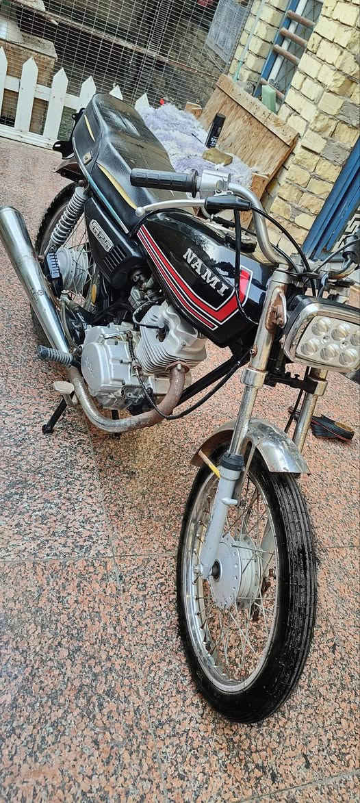 دراجة إيراني(NAMI) أصل
 موديل 2014-أوراق أصولية. 
علما المحرك بلادي ما مفتوح أبد وبنفس الوقت مال بيت ما متعوبه وبيها نواقص قليله للجناي
الموقع - ميسان - حي الغدير الثانيه 
رقم الهاتف ***********
السعر خاص عمارة, ميسان
