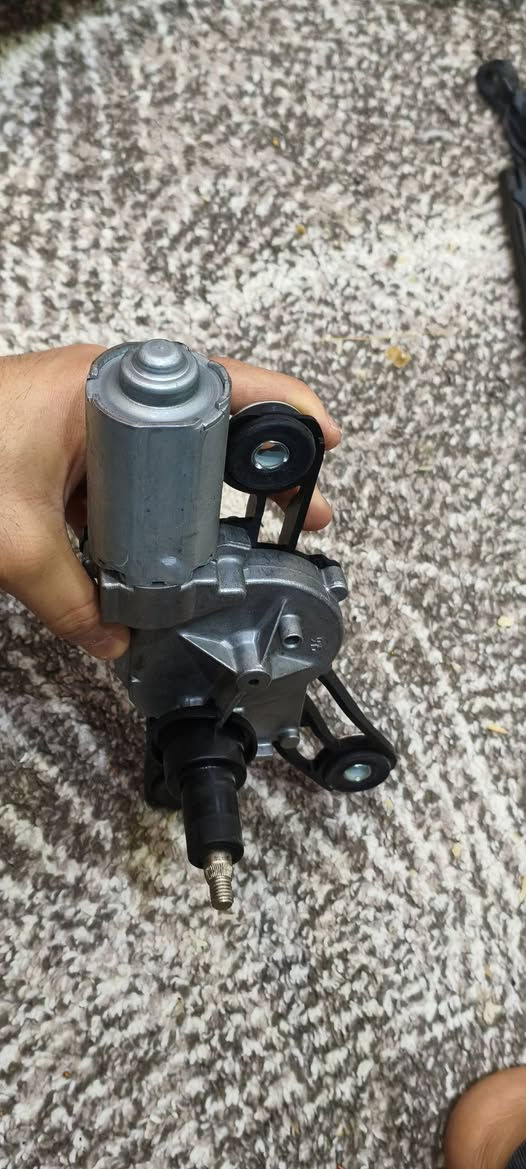 مانتۆڕی جامی دەرگای مارسیدس بۆ فرۆشتن بێ کێشە سعری ٦٥ هەزار و معاملە شوێن هەولێر أربيل, العراق


**إذا كنت صاحب هذا الإعلان وتريد حذفه لأي سبب، رجاءا أرسل رسالة إلى الدعم الفني**