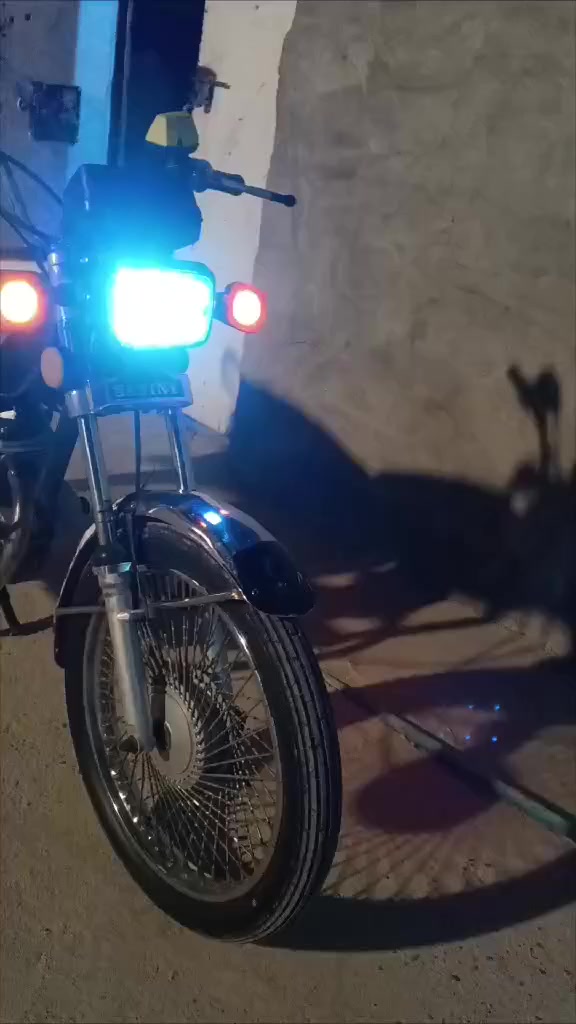 دراجة 19  4اوراق كاملة دراجة نضيفة سعر340بيهة مجال شي بصيط مو شراي رجأ لا تعبني ولا اتعبك


**إذا كنت صاحب هذا الإعلان وتريد حذفه لأي سبب، رجاءا أرسل رسالة إلى الدعم الفني**