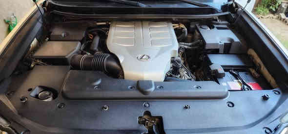 سلام عليكم لكزز برادو .. 1/1
GX460 بريمي اصل 2014
 رقم - بغداد  - بأسمي تحويل مرور كاظمية
ماشيه 97 الف حقيقي   
كشنات قرميدي 
 فتحه سقف سلايدروف  
ثلاجة فول مال صيف والله 
تخم تاير اصلي ياباني برجستون
 تدفئة وتبريد بل كشنات + تدفئة ستيرن
كراسي كهربائيه وضع قيادة السائق   •اضويه لد LED ترحيب   
 سنترلوك
مرايا كهربائيه شفط 
 شاشه لمس    
 مثبت سرعة   رادار واكف 
 4كامرات         
جكات  
 كشنات جلد قرميدي لون
كشنات خلفي كهرباء 
 •حساسات امامي وخلفي 
مكاني بغداد/ اليرموك 
لل استفسار ***********

ماشيه 97 الف حقيقي  مكفوله الله يكفيكم شر السيارة متوقفة وانطخت دعامية خلفية فاطريت ان اصبغه يم رياض المندلاوي
