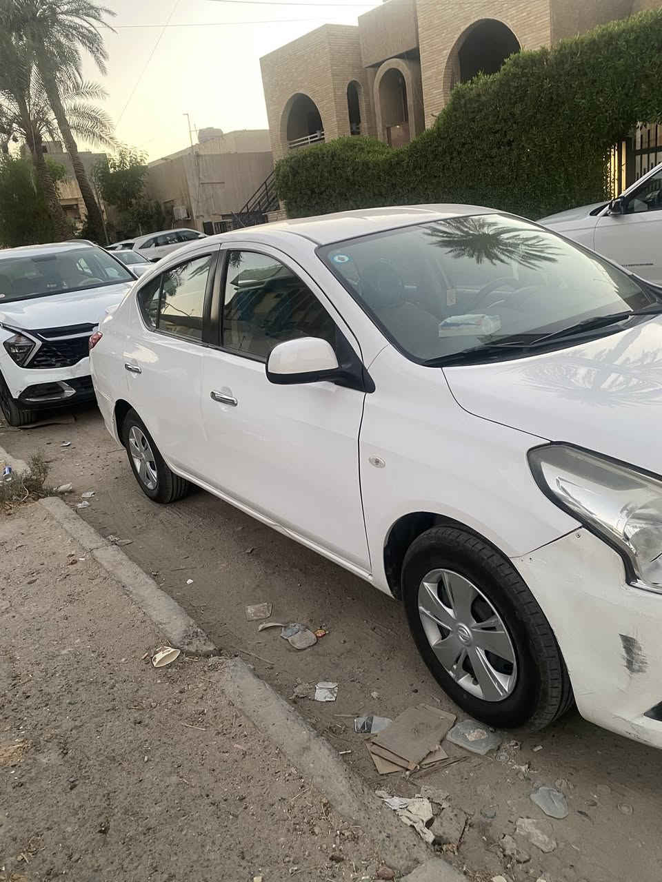 سلام عليكم 
نيسان سني هندي للبيع موديل 2020 
سياره جديده كلش استخدام بيت مكفوله من الضربه والصبغ تخم تاير جديد ماشيه 62 الف كم 
مكانهة اليرموك اربع شوارع او حي الخضراء 
السعر 116 وبيهة مجال 
*********** علي
