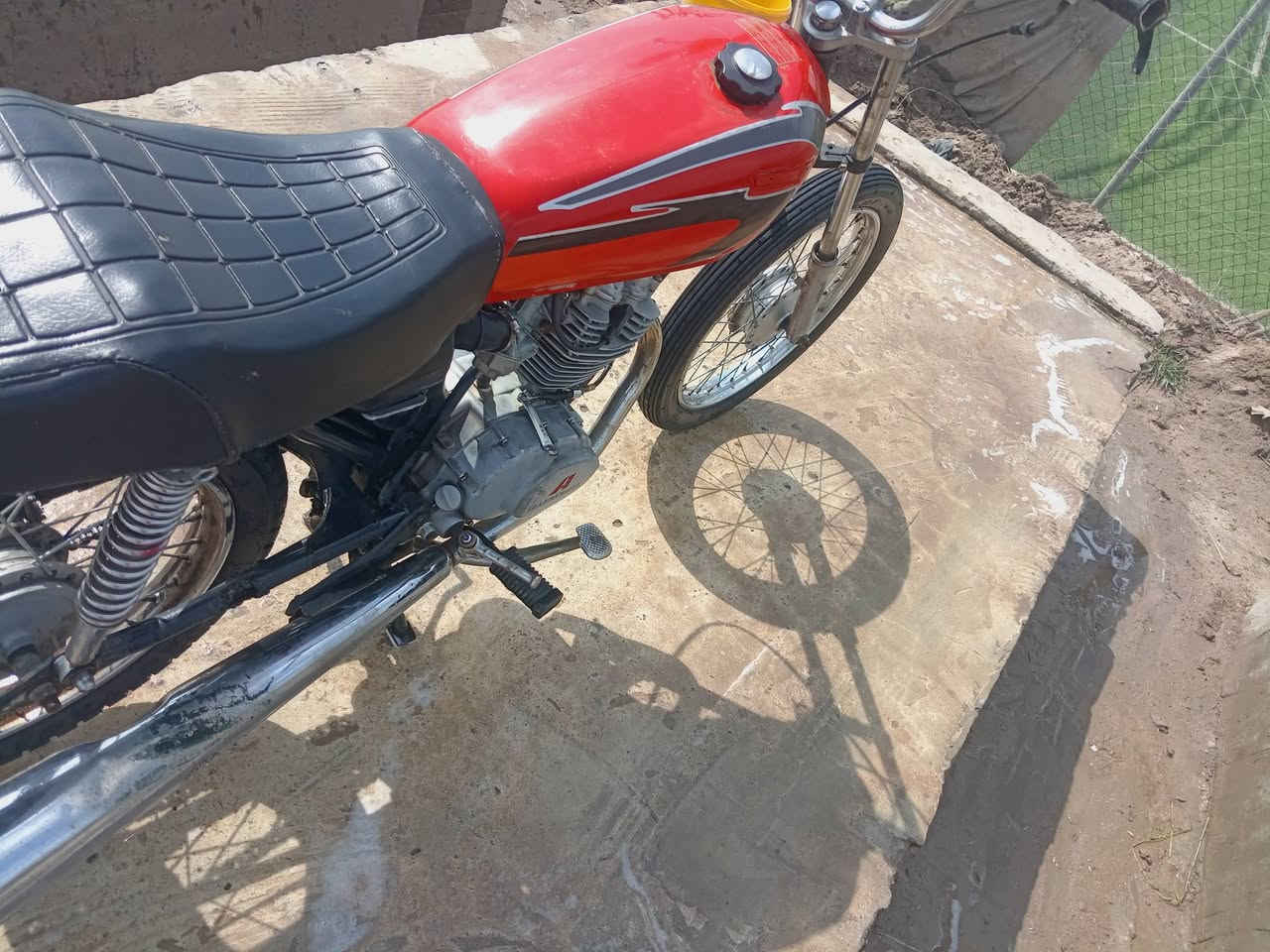 سلام عليكم
اربعه كير نضيفه محرك نضيف تايرات وياله راصطه جديده نضافه كدام عينك شاصي جديد 
السعر 300 وشراي يدلل علينه 
مكاني غماس 
***********
