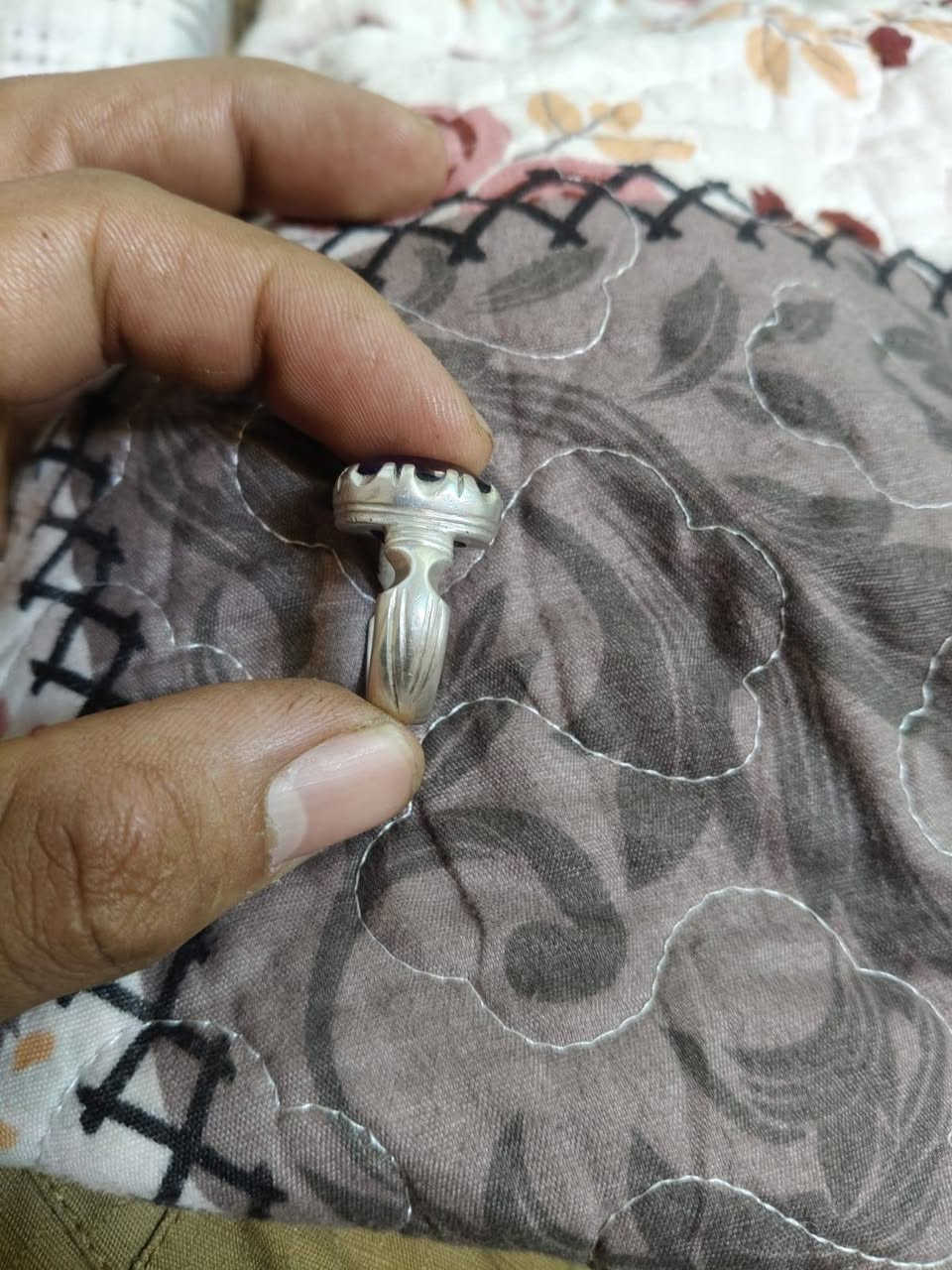 محابس للبيع كامره شوي تعبانه حلوات كلش
سلام عليكم جمشت + موزنايت خواتم اصليات واحد بي شهاده حجره جبيره وجمشت ثاني حجم زغير ولموزنايت حجم وصط
مقسات بيهن ٢٠ وبيهن ٢٢  شراي يجي خاص
فضه ثقيل اخوان  ماكتب هنا سعر اغلب ناس متعرف بيهن ومن يروح


**إذا كنت صاحب هذا الإعلان وتريد حذفه لأي سبب، رجاءا أرسل رسالة إلى الدعم الفني**