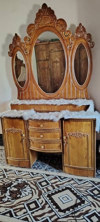 غرفه نوم للبيع مستخدمه السعر 900 للتواصل عبر هذا الرقم 07830236072واتس...