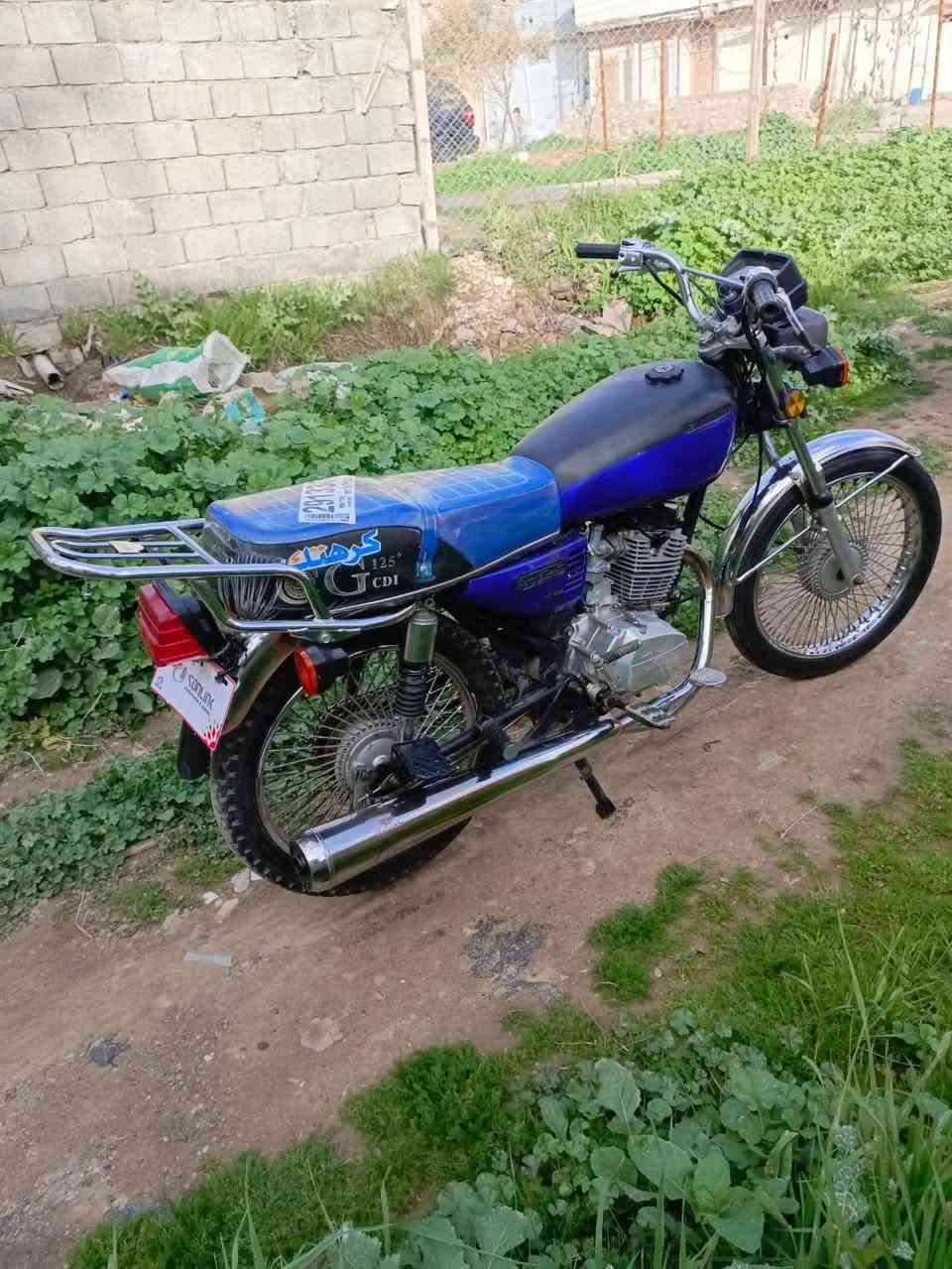 للبيع سيفان 2021 محرك مفتوح منفوك منفيس موجود ويرمنيه شغالا مكاني أيمن سعر 290 بي مجال مال جيتك ستفسار ***********
