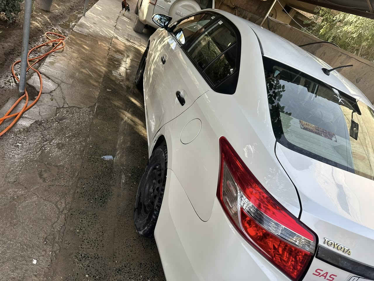 سلام عليكم يارس  2017 للبيع شركة ساز   بيهة صبغ جاملغ وباب  جهة السايق رقم بغداد باسمي محرك 1500 السعر 11000 $ وبيهة مجال بسيط او مراوس مكان اليرموك رقم الهاتف بي وات ساب ***********سونار موجود
