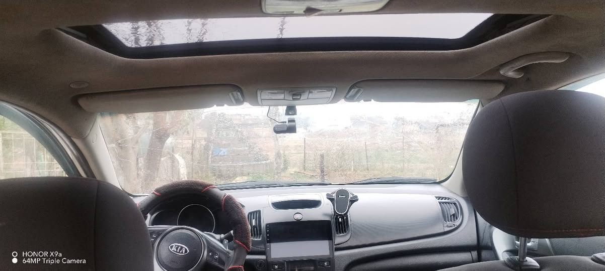 السلام عليكم
كيا سيراتو 2012
فول بس بدون بصمه
صبغ حزام محرك بي صرف
رقم اربيل سياره شرط لا كالبه لا كص
سعرها ٧٥ وبيها مجال شي بسيط
***********
***********
