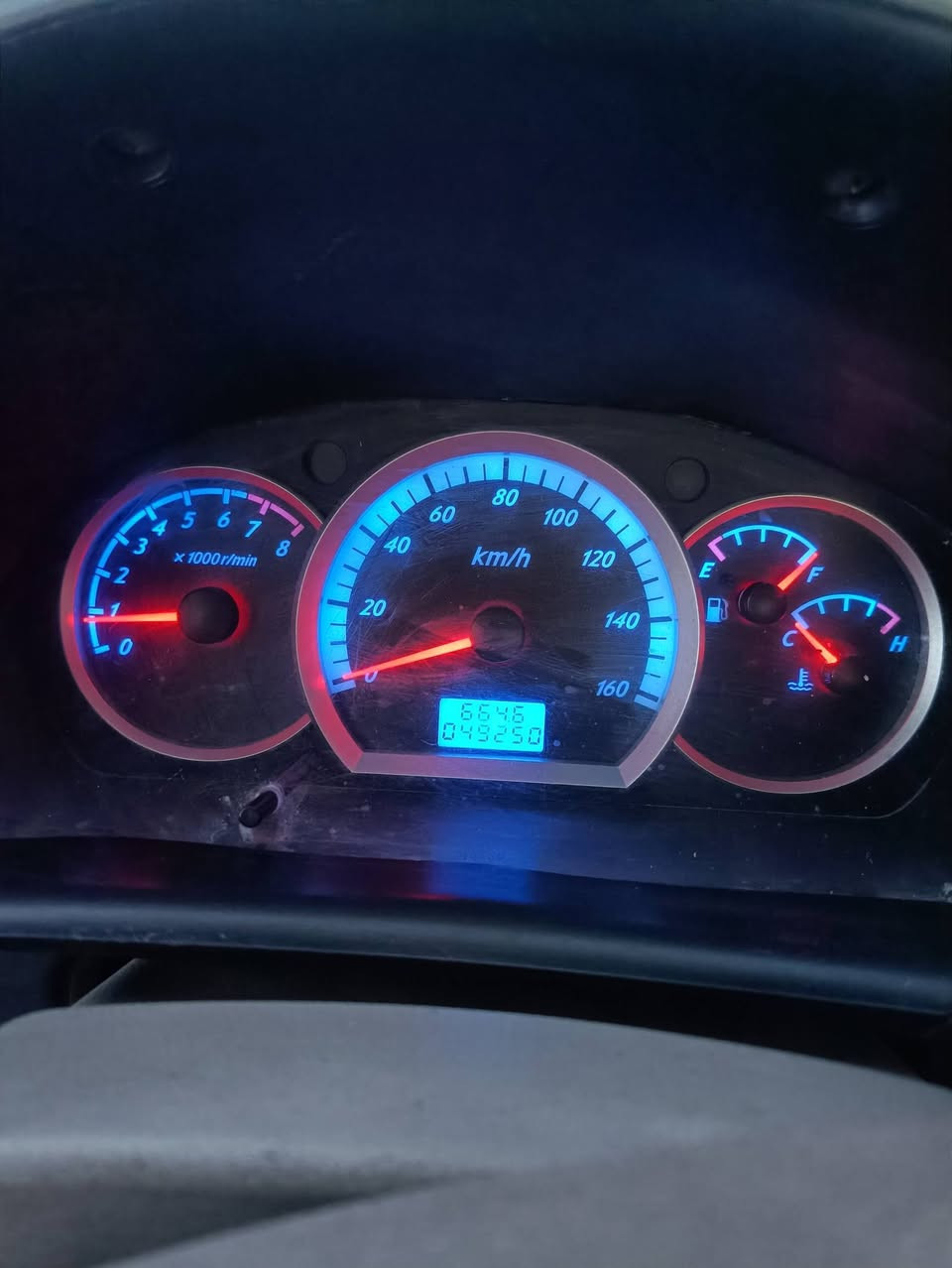 السلام عليكم
سيارة حمل للبيع او للمراوس مديل 13
زيرو ماشيه 50 الف سيارة بعده كارتون 
سعره اخو البلاش 38 ورقه


**إذا كنت صاحب هذا الإعلان وتريد حذفه لأي سبب، رجاءا أرسل رسالة إلى الدعم الفني**