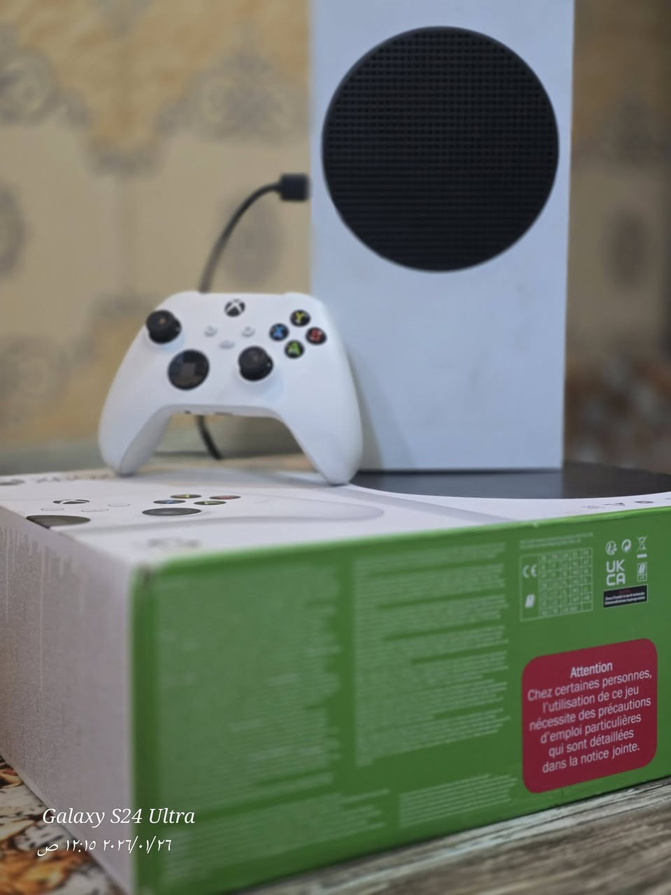 السلام عليكم 
للبيع سيريس اس اونلاين نضيف جداً 
ذاكره 512 GB
يده احترافيه 
يده اصليه مال الجهاز 
مروحه للتبرير
لعبة Forza Horizon 4 قرص 
لعبة Forza Horizon 5 شراء داخل الحساب 
وبي بعد اهواي العاب بالحساب 
السعر 325 الف وبي مجال بسيط 
العنوان بغداد جميله الأولى فلكة 83 
للإستفسار ***********
