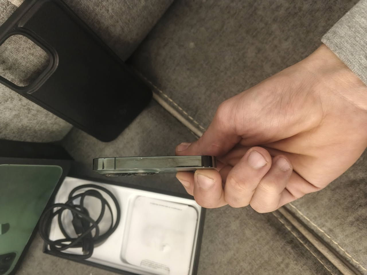 ‏السلام عليكم ايفون 13 برو ماكس للبيع
‏ذاكره 256
‏بطاريه 100 مستبدله احسن نوعيه بلسوك وبيه ضمان
‏جهاز بي فقط هذا الفطر الي بلضهر كامل ملحقات مكفول من اي عطل السعر 500 وبي مجال كلش بسيط مكاني بغداد العطيفيه
‏*********** وتساب
‏***********
