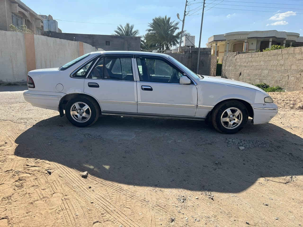 سلام عليكم برنس فراشه للبيع كير اوتو محرك 2000 موديل96 
سماعات 🔊 شغاله كهربائيات شغاله كير ومحرك مكفول  السعر33 وبيهه مجال للأستفسار خاص او ***********
