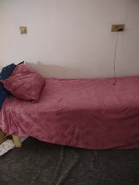 سرير • غرفة نوم