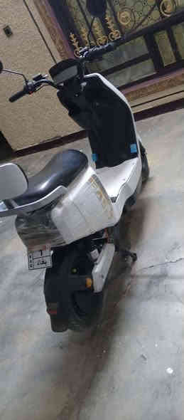 سلام عليكم عندي دراجه شحن للبيع السعر 425التواصل عل خاص او رقم  0787 625 0199

