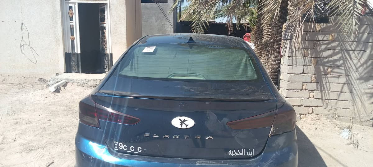 سلام عليكم انتر 19 فقط بس بنيت بيه باردات مكان ناصريه تفاصيل عله تصل مراوس صير فول ماعدي فتحه سقف جاهزة بيه ملخصات بيه  شراي تصال يدالل *********** واساب بيه
