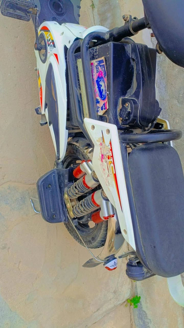 🔴 للبيع دراجة كهربائية
60V – 1500W

🚀 السرعة توصل 75

🔋 بطارية قوية

🧺 سلة أمامية + مرايات

🛠️ نظيفة وجاهزة بدون صرف

💰 السعر: 425 ألف قابل للتفاوض المعقول

📍 الموقع: حي الحر شارع المركز 

📞 الاتصال خاص /‏‪***********‬‏

الي يريد خل يعلق وأدخله خاص
