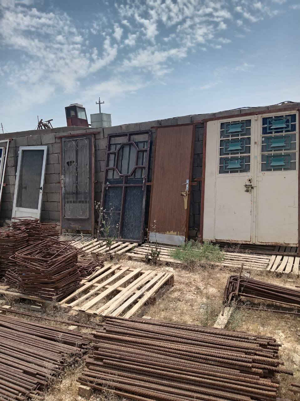 السلام عليكم ...تعلن سكلة المصطفى عن وجبه جديدهمن حديد التسليح الاوكراني المستعمل ولكافة القياسات وحلقات التسليح وابواب منازل وشبابيك وباسعار مناسبه للاستفسار على الرقم *********** ...مكلف بالنشر فقط

