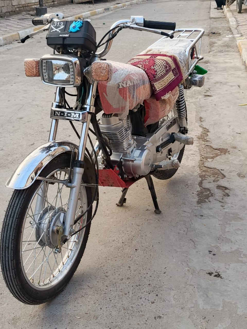 السلام عليكم دراجه البيع نامه  موديل 25 مكينه مامفتوح بدون وراق مكاني المجر السعر خاص ***********
