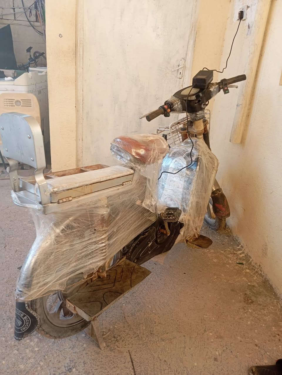 السلام عليكم دراجه للبيع سعرها 170 ***********
