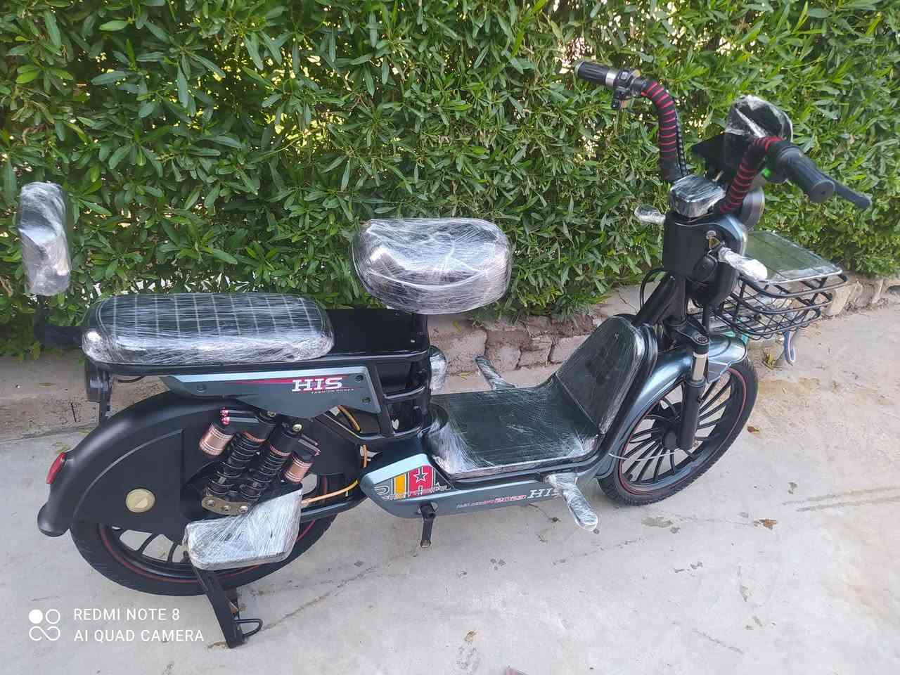 السلام عليكم بايسكل شحن للبيع موديل 2025 خمس بطاريات بطاريات جدا فول بايسكل نظيف تشغيل عن بعد سويج العنوان ديالى خان بني سعدالسعر 250.    ***********
