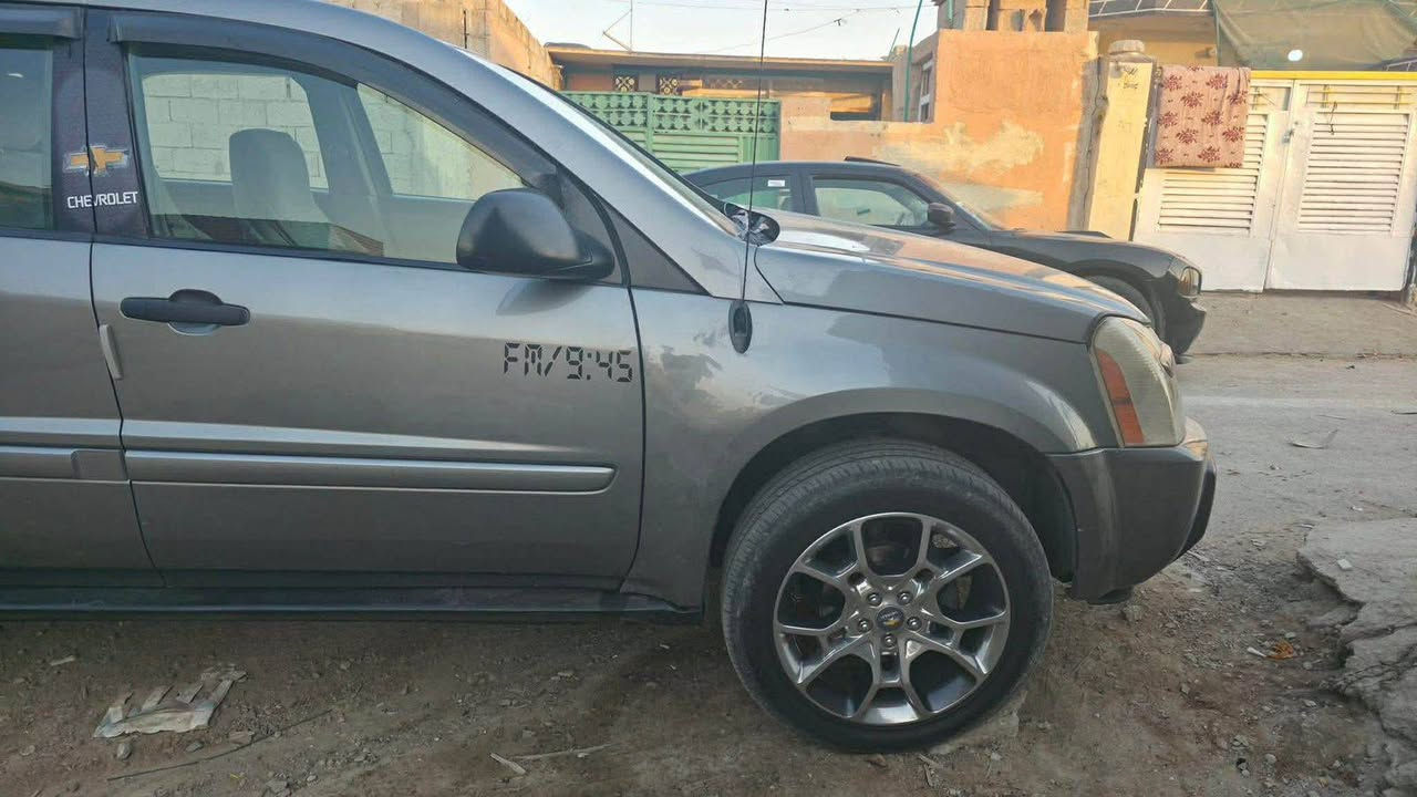 سلام عليكم ورحمه الله وبركاته اخواني الاعزاء سياره كوينكس موديل 2005 سياره رقم اربيل بسمي سنويه جديده هزه جديده السياره كفاله عامه كير مكينه كهربائيات كشر كله كفاله نظافه الغرفه 90% شرط التحويل اي جطل مابيها كلها عل وضع الشركه للبيع او المراوس السعر 70 وبي مجال للاستفسار رقمي ***********
