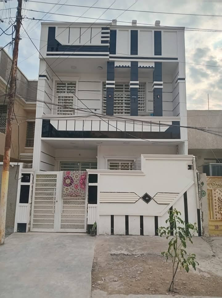 سلام عليكم
يوجد كادر لبخ سمنت واجهه فوم تشطيب مساطر لبخ ناعم وجراره نثر تشميع كافه لبخ تواصل هاذا رقمي ***********
***********
