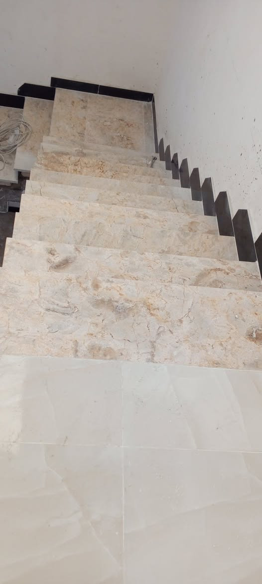 السلام عليكم كادر سيراميك مصري البصره شغل درجه اولى تسليم هندسي
***********

