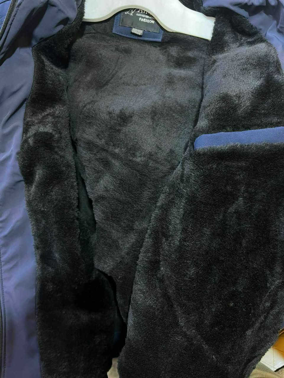 قمصله رجالي كجول ♥️
مبطن فرو راقيه جدا 
جيوب متعدده 
ردن بزمه طباگيه 
سحاب اصلي 
ياخه هاينك 
القياسات شبابيه رجاليه 
وزن ٥٠ الى ١٠٠ 
السيريه للون الواحد ٥ قطع  
L xl 2xl 3xl 4xl 
التشكيله كامله ٤ الوان يصير ٢٠ قطعه

درن مشكل عادي
 ( ٤ الوان قياسات مشكل ) بغداد, العراق


**إذا كنت صاحب هذا الإعلان وتريد حذفه لأي سبب، رجاءا أرسل رسالة إلى الدعم الفني**