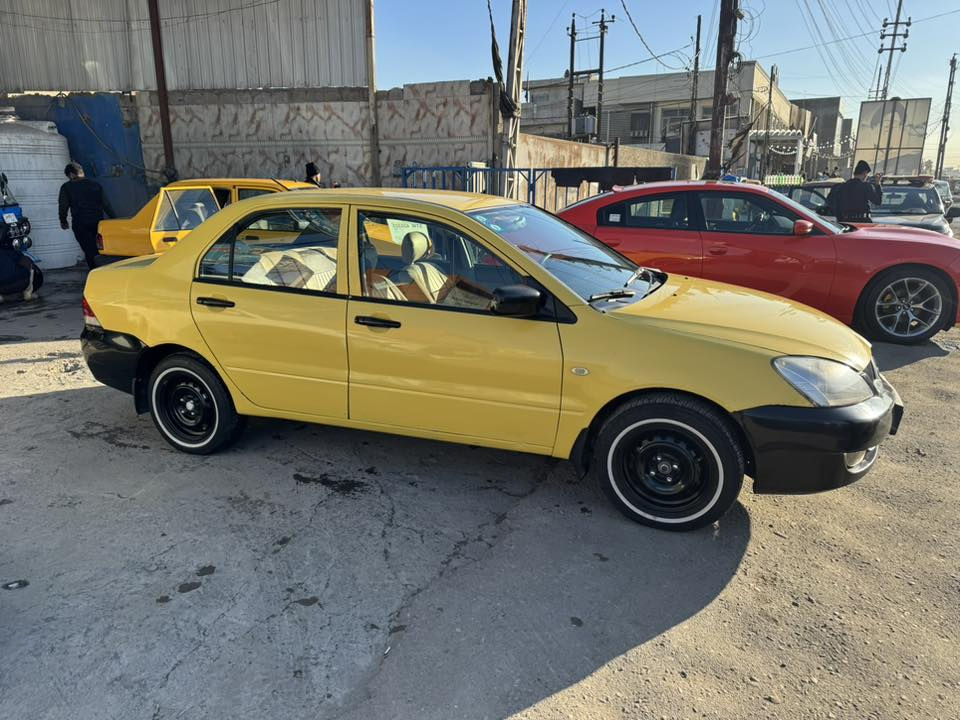 لانسر 2008 بغداد رقم انكليزي ب 75 ورقه
***********  مكينه 2000
