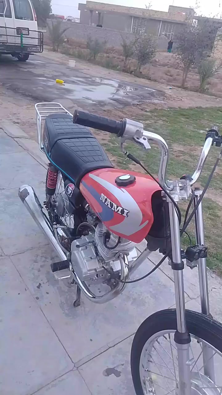 سلام عليكم دراجه اربع كير البيع أوراق الشاصي 14 نامه المحرك نامه 23 سعر 450 بيه مجال الطيبين مكاني القاسم   ***********
