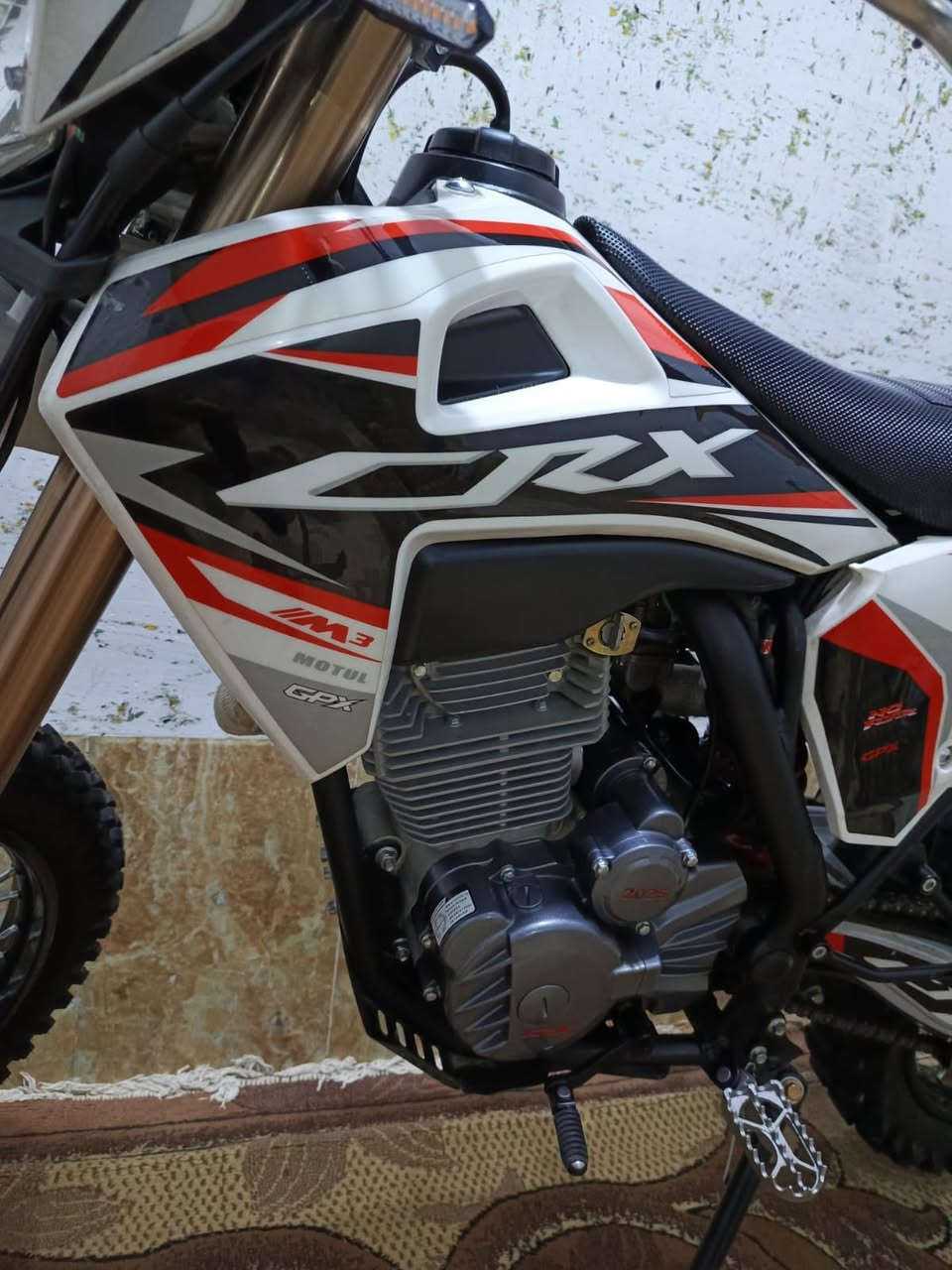 سلام عليكم اخوان دراجه سي آر اكس مكينه 300cc صوت رياضي دراجه كفاله من كلشي فقط منفيس موديل 2025دراجه مستخدمه شهر فقط بانزين محسن ودهن اصلي اول تبديله دهن الهه 

***********
