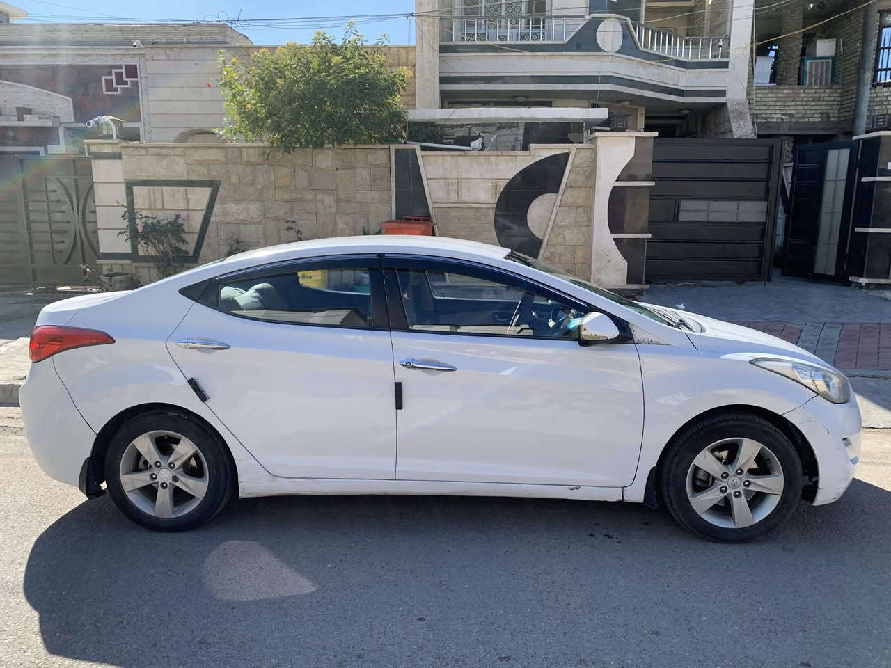 السلام عليكم النترا 2012 خليجي محرك 1600دوش ابو الحساس يعني ماكو اي دوانز
السياره بيه 3قطع بدون دواخل بابين يمنه وقبق مبدل بدوون دواخل
السياره شاشه كامرا تبريد مبدل منضومه كامله بالصيف ثلج
السياره باسمي تحويل ثاني يوم
رايده 99$ وبيه مجال مكاني بغداد العامرية
رقمي***********
