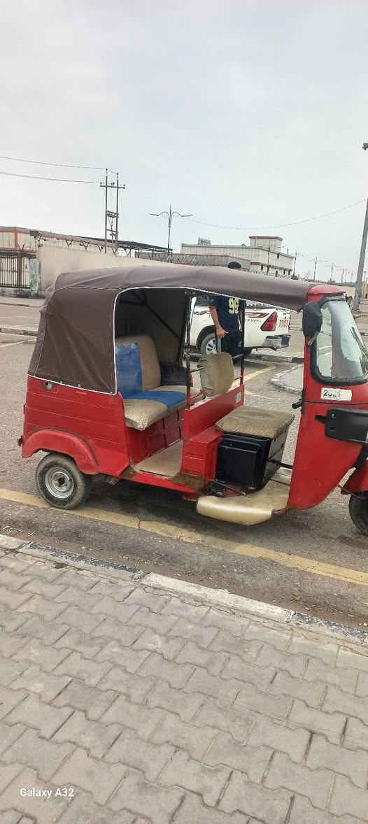 تكتك البيع موديل ٢٠١٨ أوراق بصره تكتك خير من الله
مكينه نضيفه خياسات مابيها السعر 2600  مكاني العماره 
رقم الهاتف ***********
