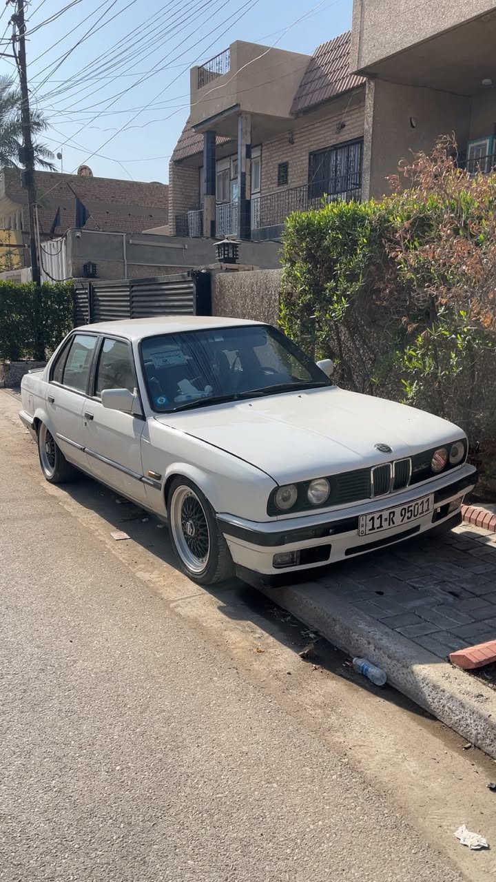 السلام عليكم
زعره موديل 88 مكينه 6 سلندر مفتوح مكينه حاويه 25 كير عادي رقم جديد  بغداد هزه جديده كهربائيات شغاله مهبطه السياره السياره نضيفه وسياره بيها سونار سعرها 54ورقه مكانها بغداد سيديه هـ ***********@
