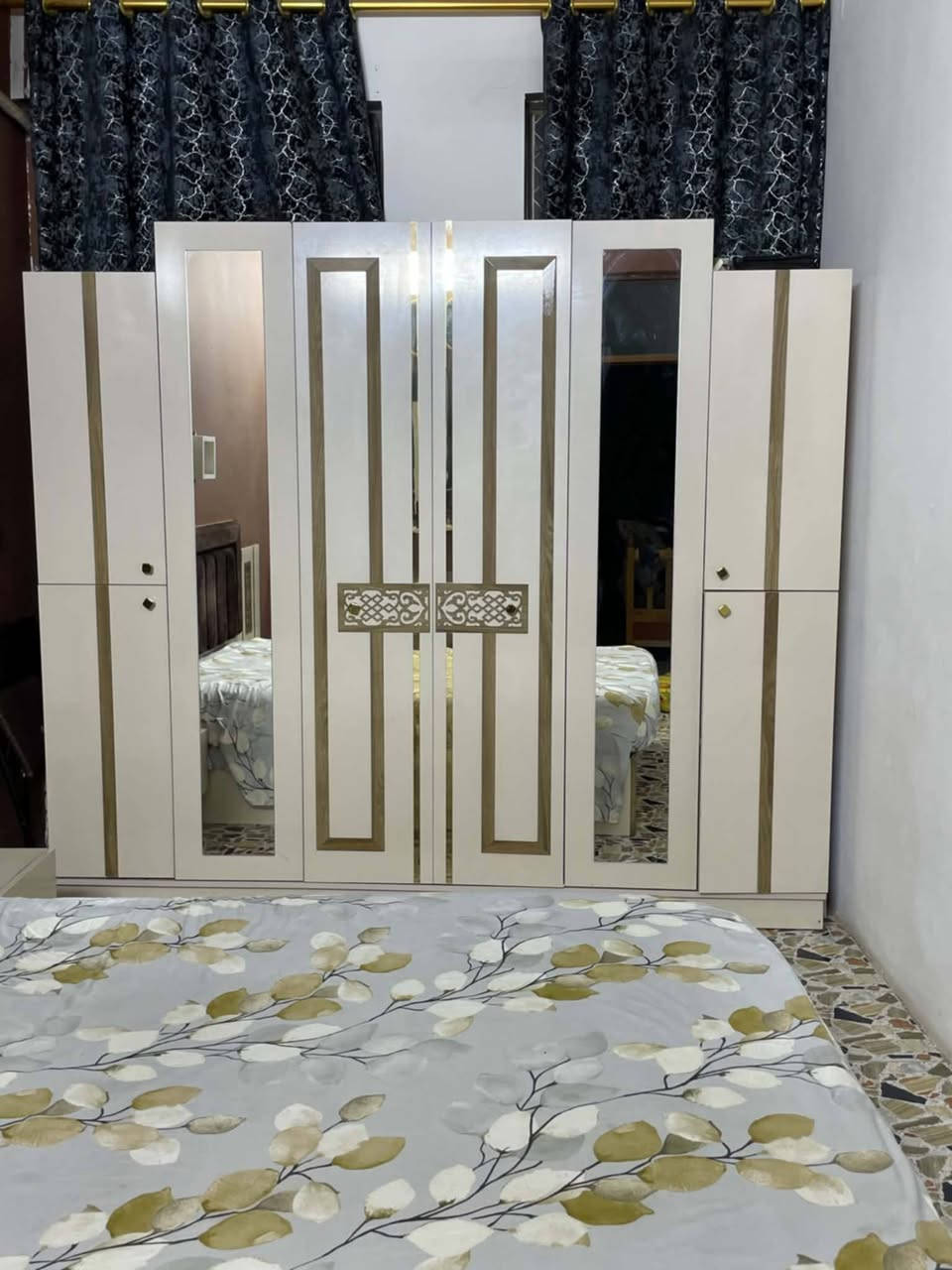 هيه ودوشك ومرايه كبيرا نقص ميز تواليت مكان شعب حي اور


**إذا كنت صاحب هذا الإعلان وتريد حذفه لأي سبب، رجاءا أرسل رسالة إلى الدعم الفني**