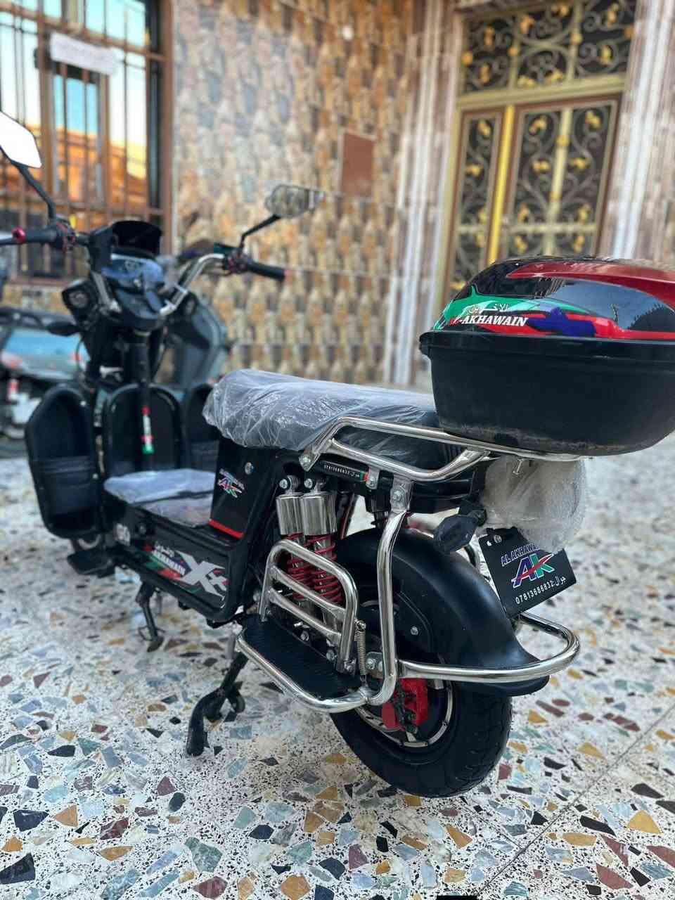 للبيع للبيع للبيع
يالله السلام عليكم 
موطور شحن هيوشة للبيع... 

كامل من كلشي 

6بطاريات 
ثنين 10
واربعة 9

لايتات+ بريكات+ دسكات جدد+ سماعات 

المكان الرمادي ناحية اليرموك 

ه‍(***********)
