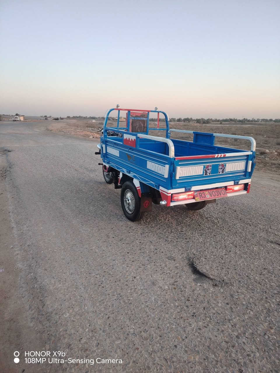 السلام عليكم ستوته للبيع موديل 18مكينه 23اوراق اصولي مكفوله كفاله عامه كهربائيات كله شغاله السعر مليون400 وبيها مجال العنوان بابل الشوملي الرقم ***********
