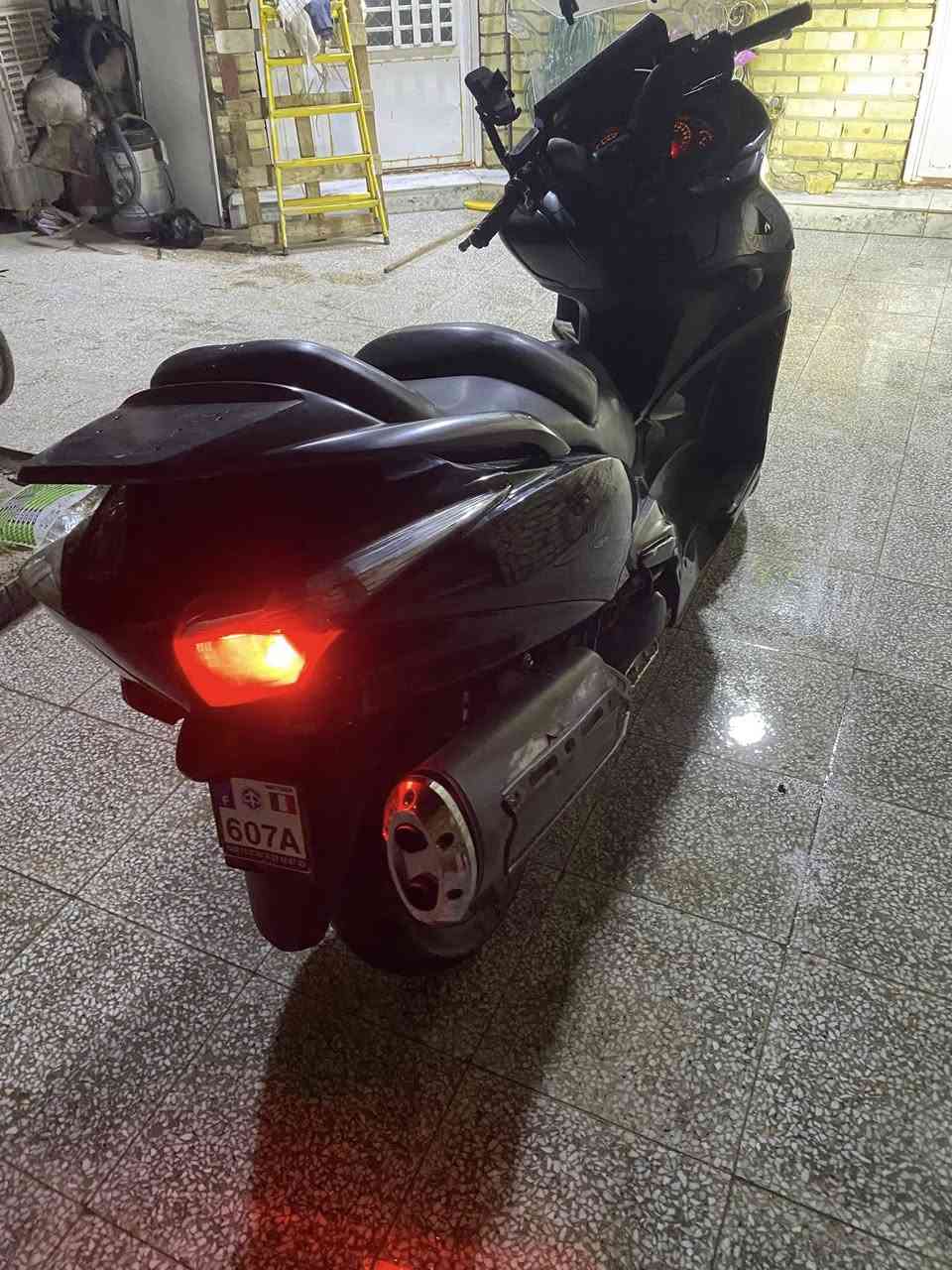 سلام عليكم 
سلفر جيتي للبيع 
مكينه مكفوله ما مفتوحه ابد دراجه خير خير من الله كلشي ما ناقصهة كبل تطلع بيهة وين ماتريد محتاج فلوس كلش سعر ١٧وبيهة مجال بغداد دورة ابو دشير ***********
