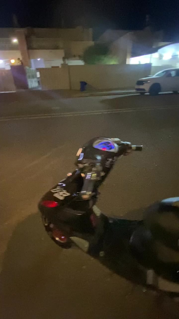 سلام عليكم اخوان ماكس عدله للبيع الدراجه نظيفه تايوان جلاتين ويل كب تايوان كهربائيات شغاله سلف 55 بلاد شغال السعر 900 وبيها مجال. للأستفسار ***********
